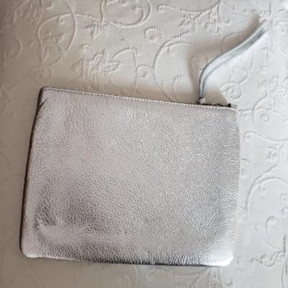 Handbags - METALLIC SILVER CLUTCH
